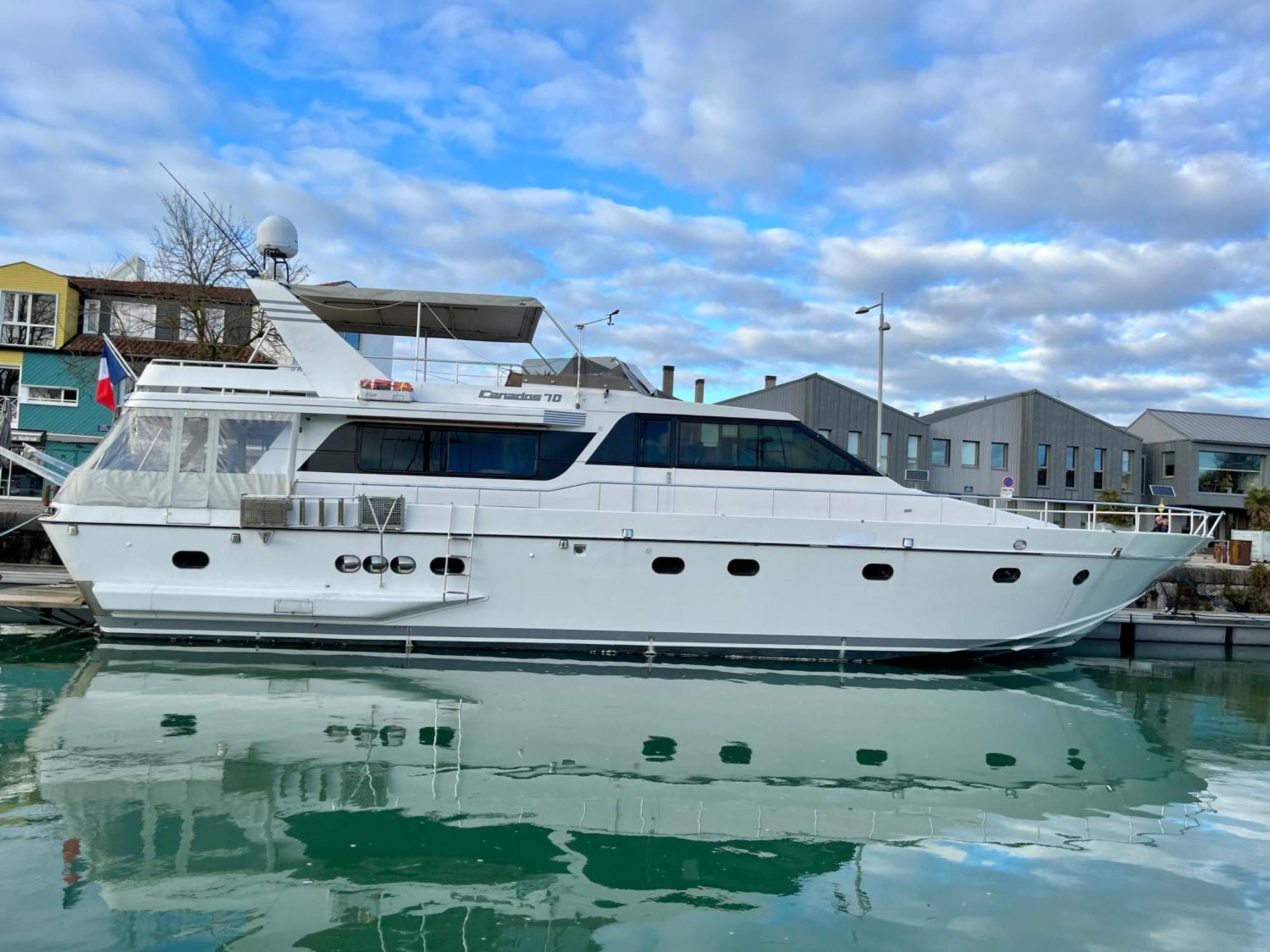 Готель Yacht Aquamarina Vieux Port La Rochelle Ла-Рошель Екстер'єр фото