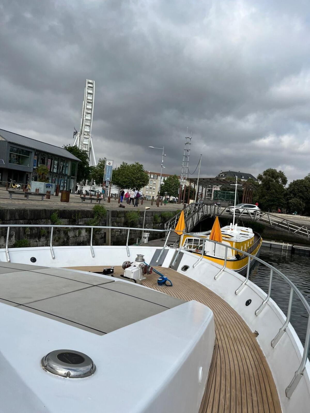 Готель Yacht Aquamarina Vieux Port La Rochelle Ла-Рошель Екстер'єр фото