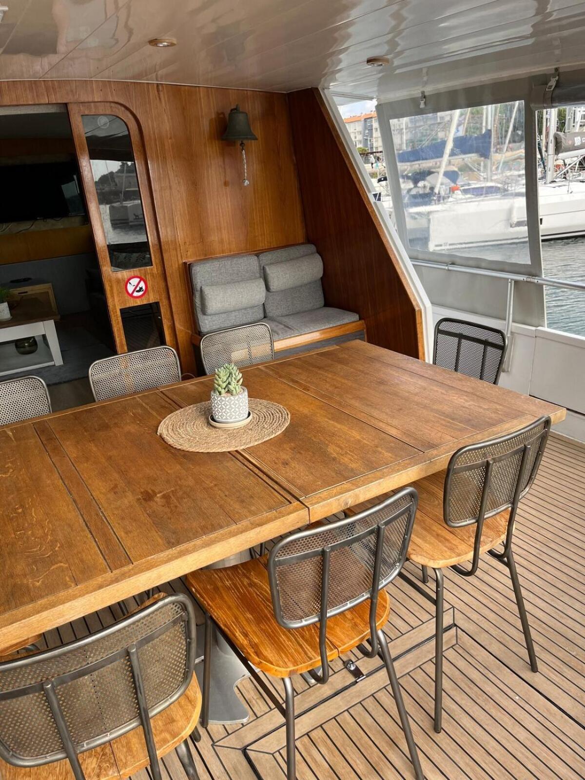 Готель Yacht Aquamarina Vieux Port La Rochelle Ла-Рошель Екстер'єр фото
