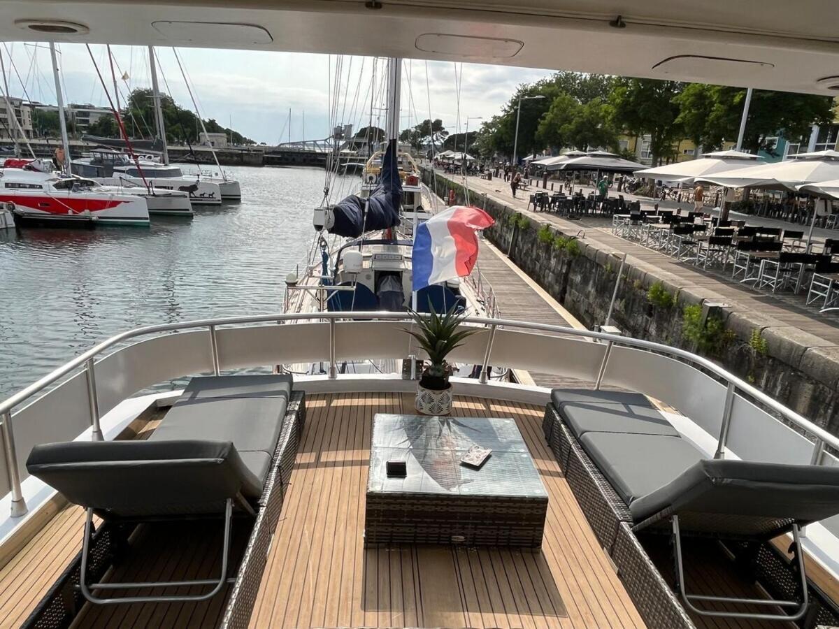 Готель Yacht Aquamarina Vieux Port La Rochelle Ла-Рошель Екстер'єр фото